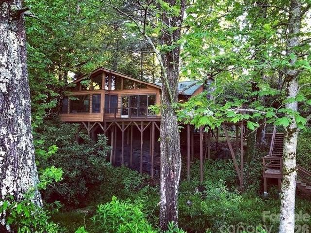 House for sale in Spruce Pine, North Carolina