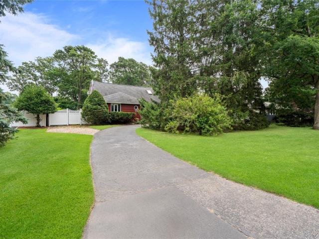 House for sale in Bohemia, New York