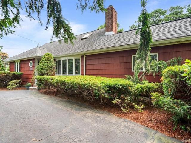 House for sale in Bohemia, New York