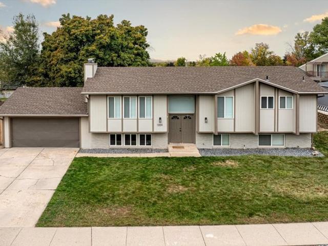 House for sale in Layton, Utah