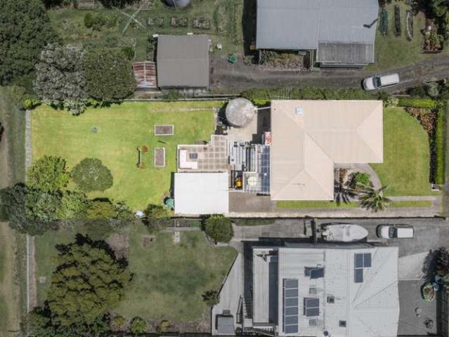 House for sale in Whangaparaoa