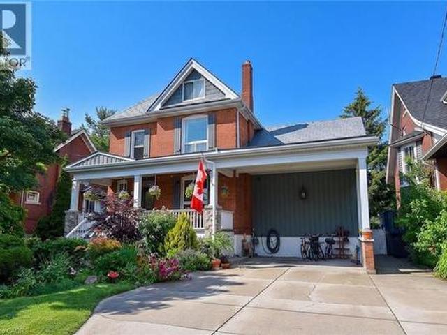 House for sale in Ancaster, Ontario
