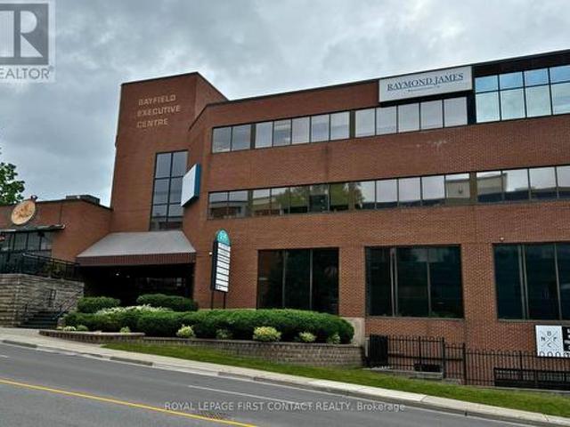 Commercial for rent in Barrie, Ontario