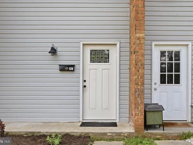 Townhouse for sale in Virginia