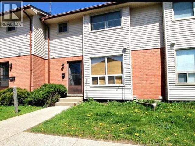 Townhouse for sale in London, Southwestern Ontario