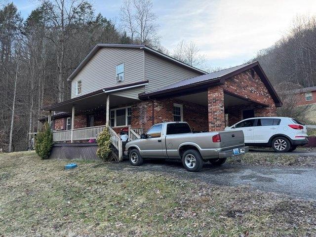 House for sale in Mouthcard, Kentucky