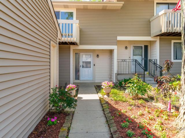 Townhouse for sale in Vernon Hills, Illinois