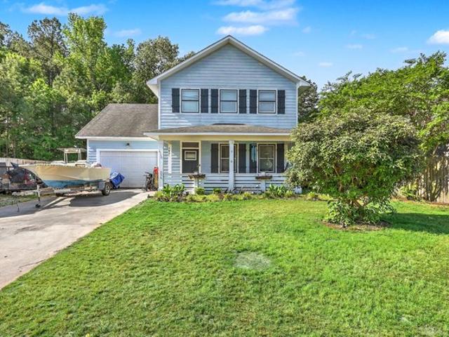House for sale in Huger, South Carolina