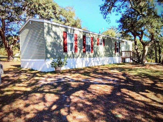 House for sale in Carrabelle, Florida