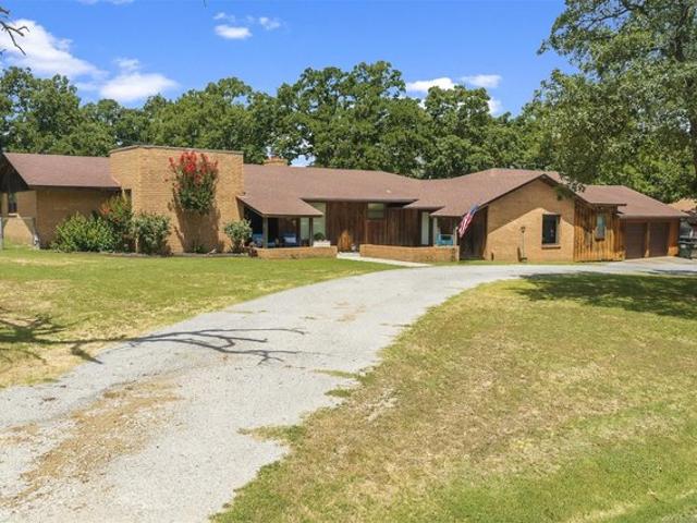 House for sale in Carter, Oklahoma