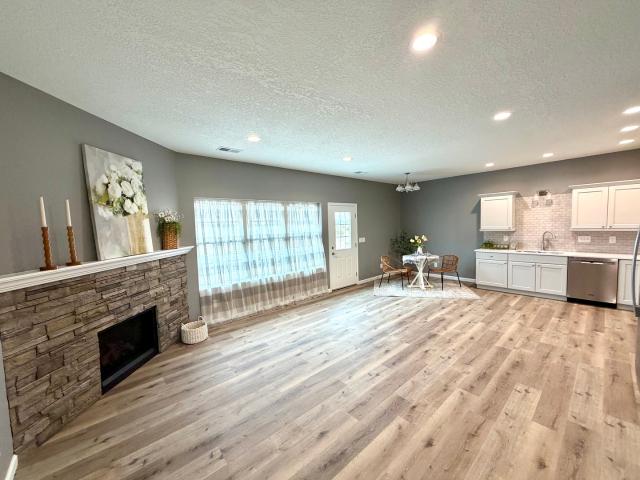 Townhouse for sale in Aledo, Illinois