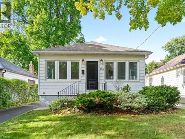 House for sale in Oakville, Ontario