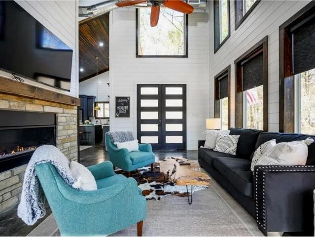 House for sale in Broken Bow, McCurtain County