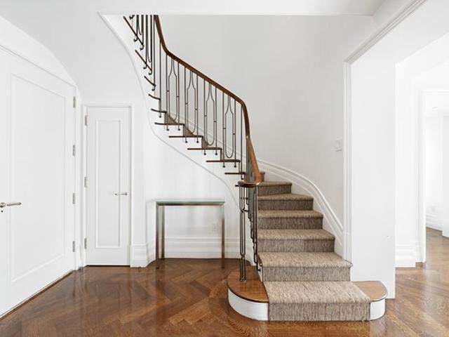 Condo for sale in Arverne, New York