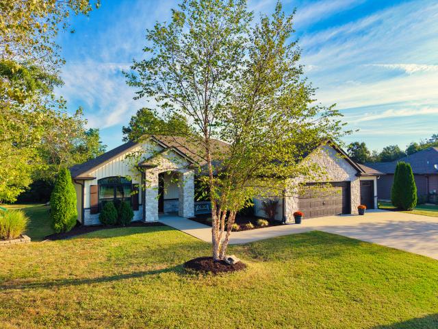 House for sale in Hinton, Columbia