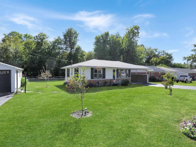 House for sale in Boonville, Warrick County