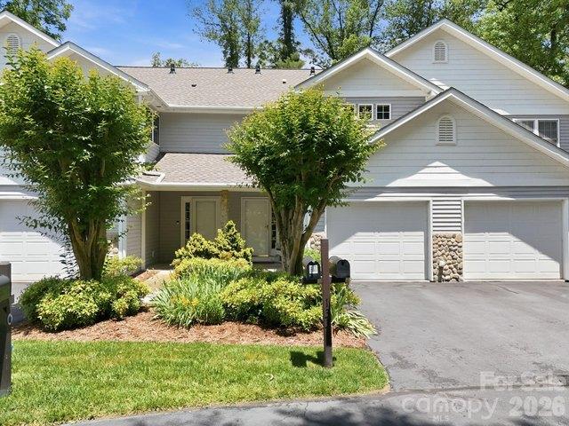 Condo for sale in Hendersonville, North Carolina