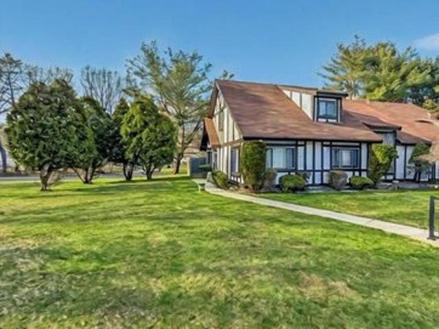 Condo for sale in Centereach, New York