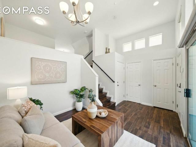 Townhouse for sale in Mountain View