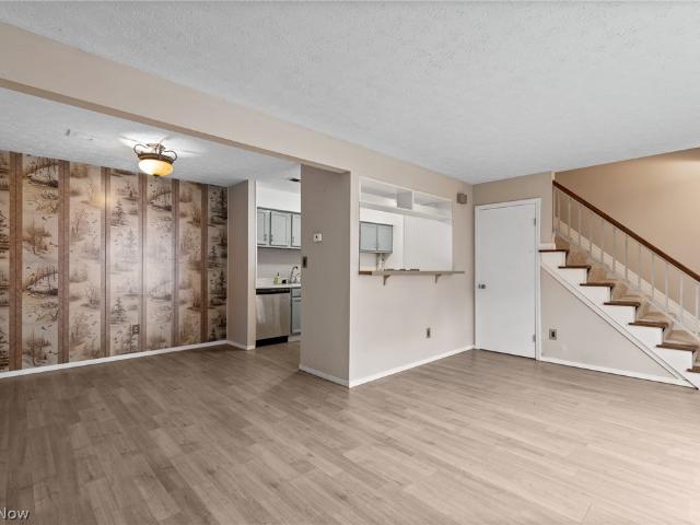 Condo for sale in Medina, Medina County