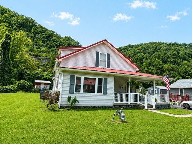 House for sale in Huddy, Kentucky