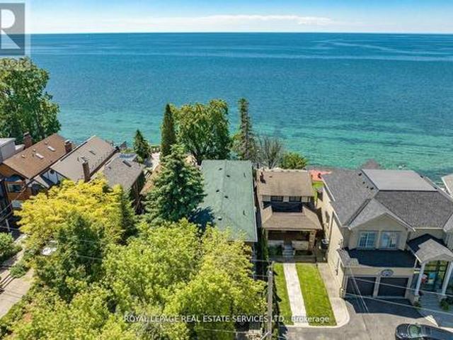 Property for sale in Etobicoke—Lakeshore, Toronto