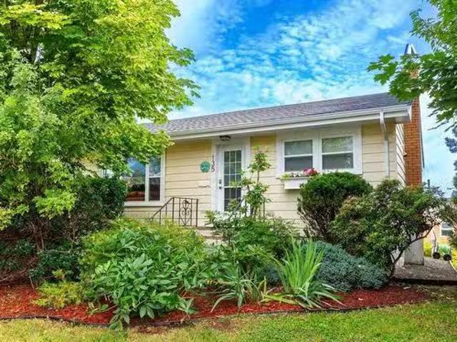 House for sale in Lunenburg, Nova Scotia