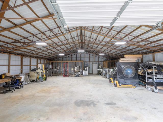 Commercial for sale in Tuscumbia, Alabama