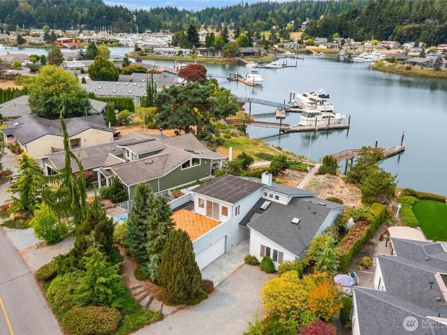 House for sale in La Conner, Washington
