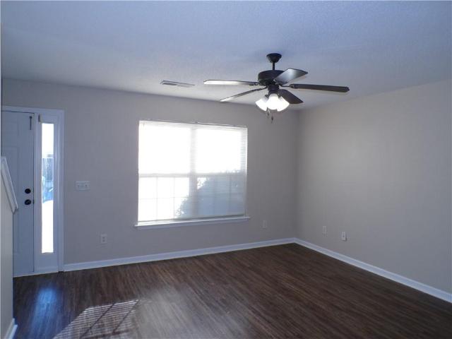 Townhouse for sale in Adairsville, Georgia