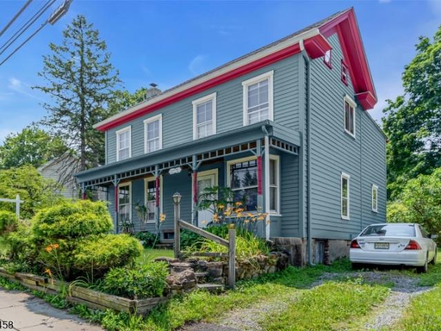House for sale in Hampton, New Jersey