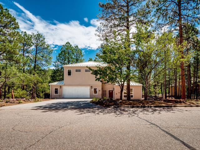 House for sale in Los Alamos, Los Alamos County