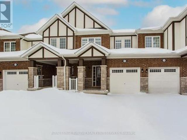 House for sale in Ancaster, Ontario