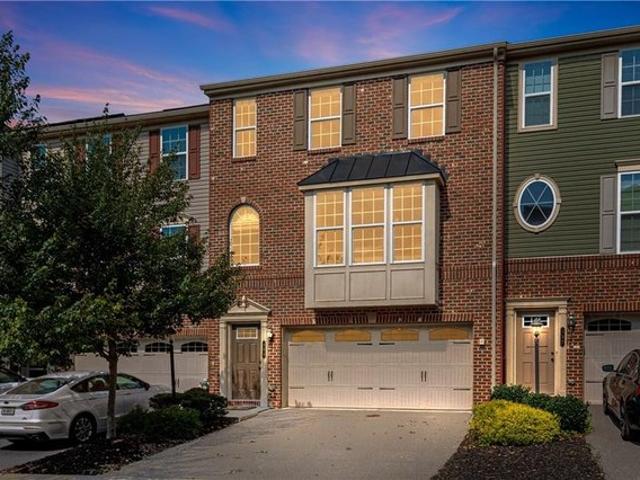 Townhouse for sale in Cranberry Twp, Pennsylvania