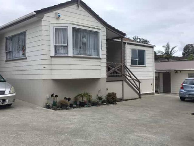 House for rent in Oratia, Oroua County