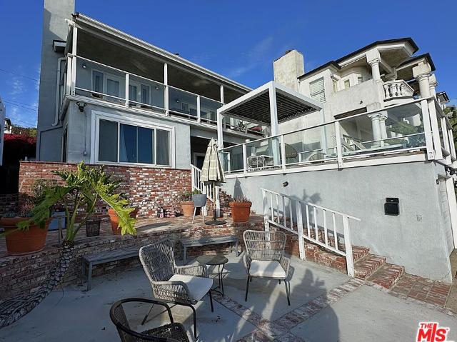 Property for rent in Canoga Park, California