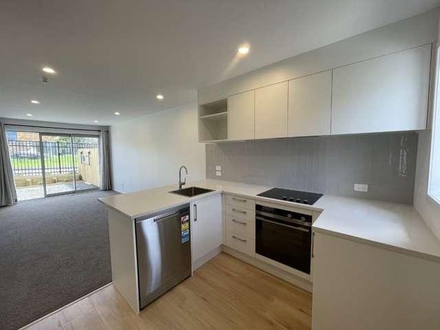Townhouse for rent in Owhata