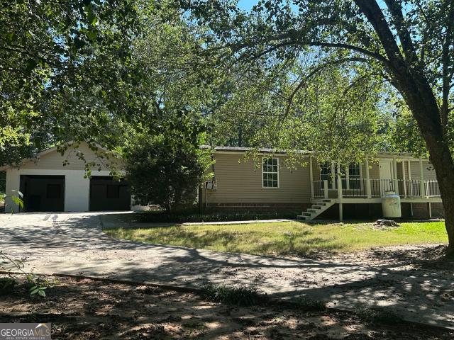 House for sale in Oxford, Georgia