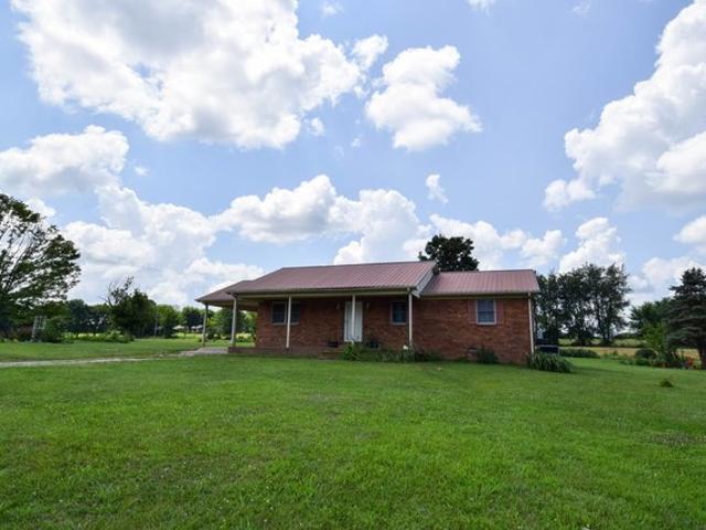 Farm for sale in Portland, Middle Tennessee