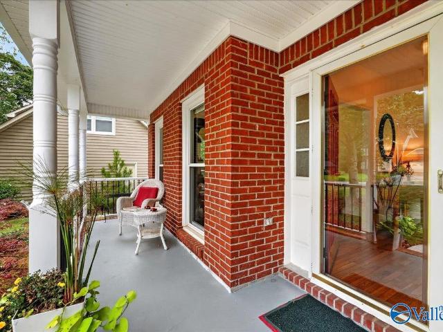House for sale in Pebble Brook, Madison