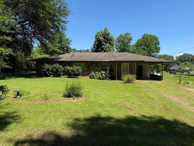House for sale in Chireno, Texas
