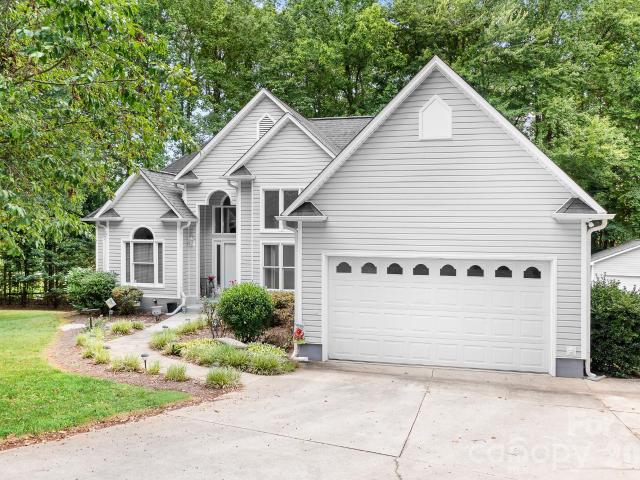 House for sale in Troutman, North Carolina