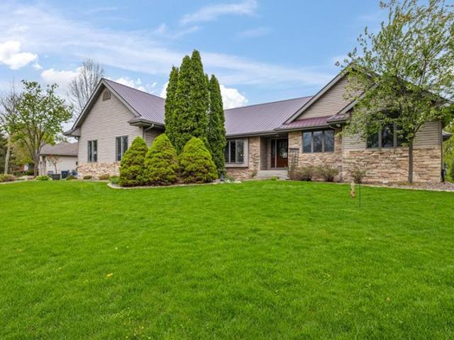 House for sale in Lake Mills, Wisconsin