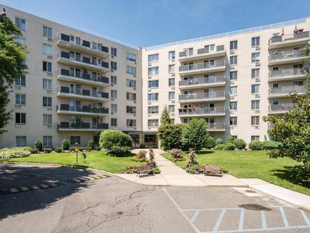 Condo for sale in Nassau, New York