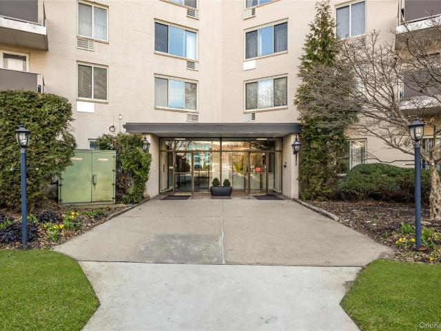 Condo for sale in Nassau, New York