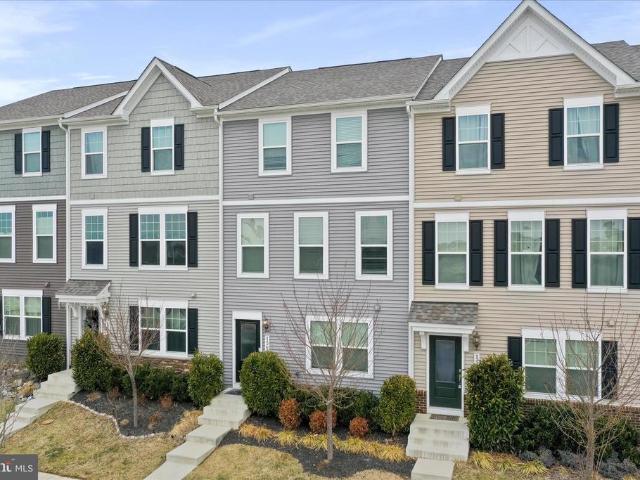 Townhouse for sale in Kearneysville, West Virginia