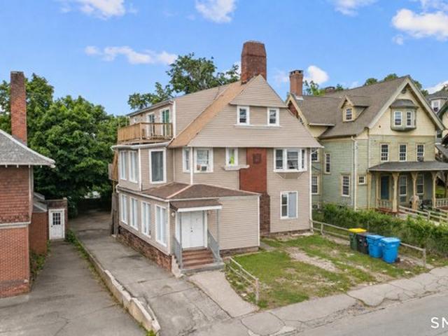 House for sale in Waterbury, Connecticut