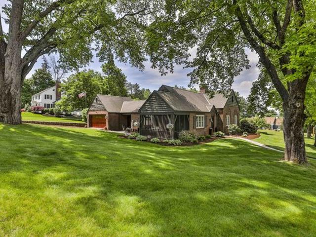 House for sale in New Hampshire