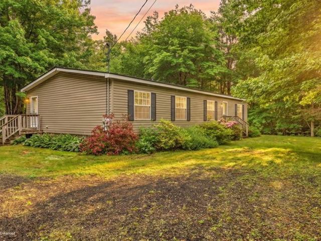House for sale in Warren, Maine