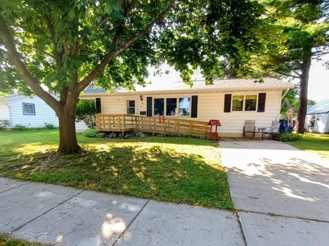 House for sale in Clintonville, Waupaca County